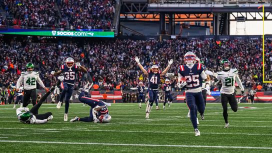 Podcast: Bedard talks the Patriots' win over Jets, state of offense with The SportsHub 11.20.22 taken at Gillette Stadium (Patriots)